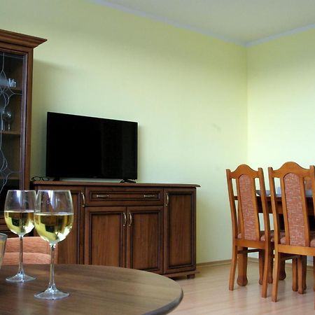 شقة كولوبرزيغ  في Apartament Z Widokiem Na Latarnie المظهر الخارجي الصورة